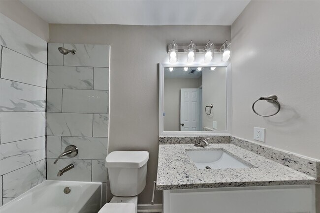 Building Photo - 7203 Towering Pine Ln