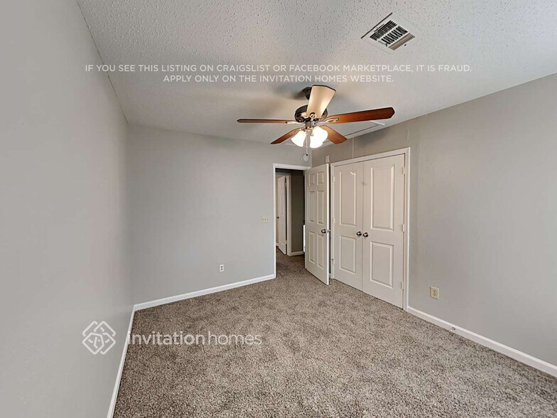 Building Photo - 7727 Spruce Haven Dr