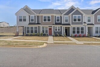 Building Photo - Luxury 3BR/2.5BA Craftsman Townhome with Designer Finishes & Open-Concept Living in Trailside at ...