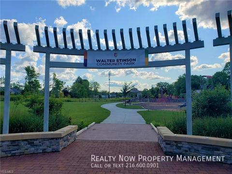 Building Photo - 13838 Cedar Rd