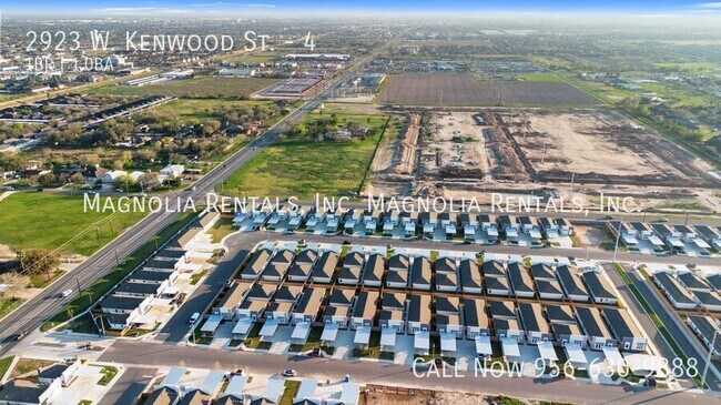 Building Photo - 2923 W Kenwood St