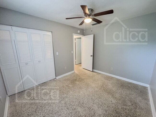 Building Photo - 7176 Lockwood St