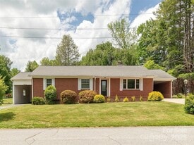 Building Photo - 1101 Cherokee Dr