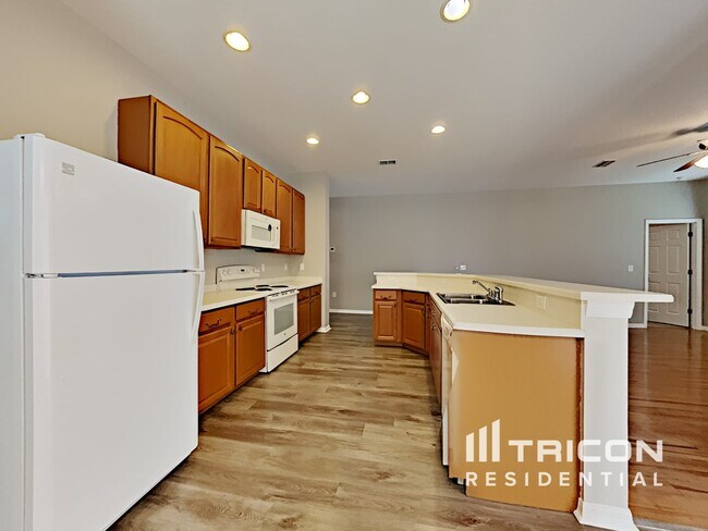 Building Photo - 15213 Durango Cir