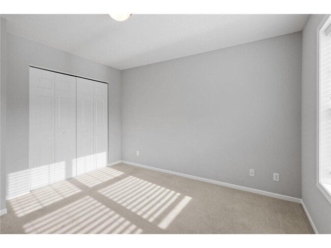 Building Photo - 1809 3rd St NE