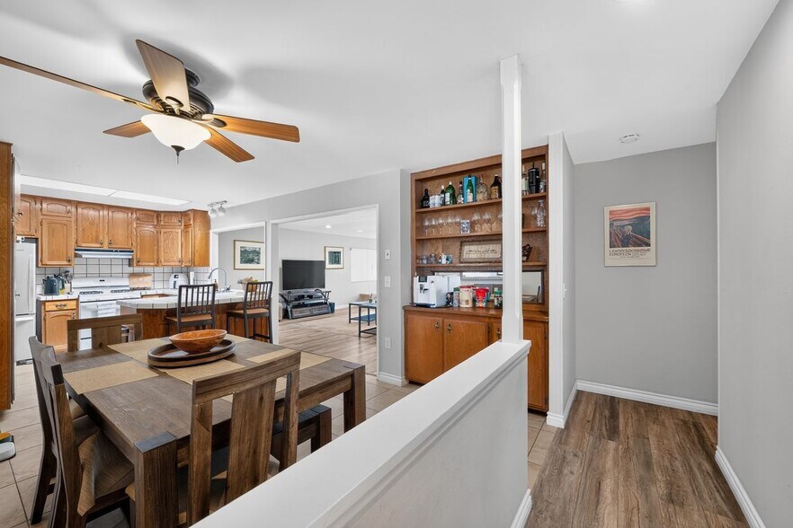 Building Photo - 3151 Magellan St