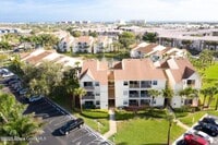 Building Photo - 1801 Island Club Dr