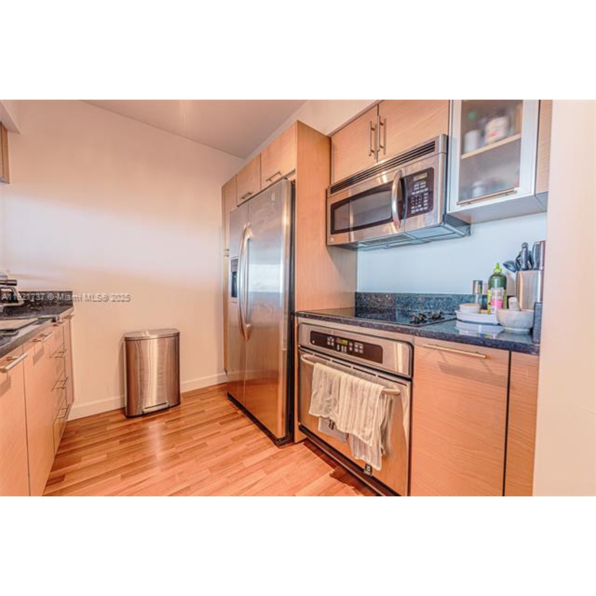 Building Photo - 31 SE 5th St