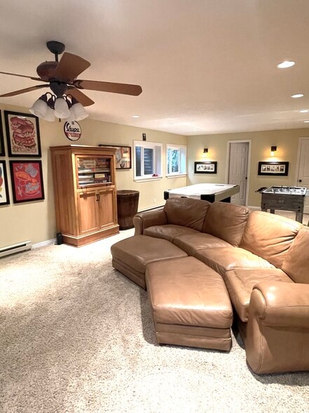 Building Photo - 9751 S Old Ranch Pl