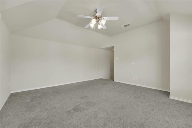 Building Photo - 1124 Hayden Ln