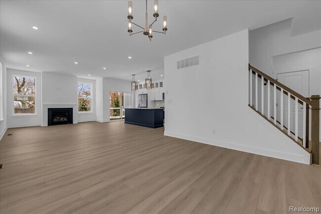 Building Photo - 10790 Barrett