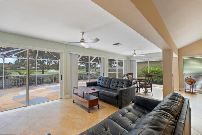 Building Photo - 2320 Saratoga Bay Dr