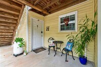 Building Photo - 6808 Glenridge Dr