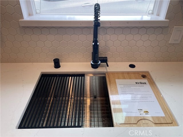 Building Photo - 413 S Illinois St