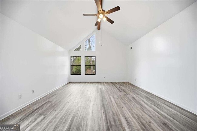 Building Photo - 530 Matterhorn Way