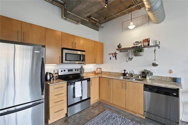 Building Photo - 1001 Belleview St