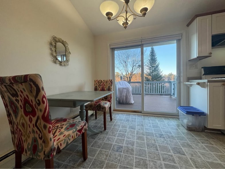 Building Photo - 129 Lawrence Rd