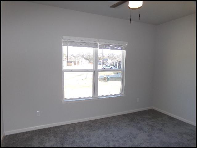 Building Photo - 1155 Bulldog Dr