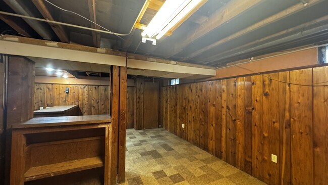 Building Photo - 3535 Robey Ave