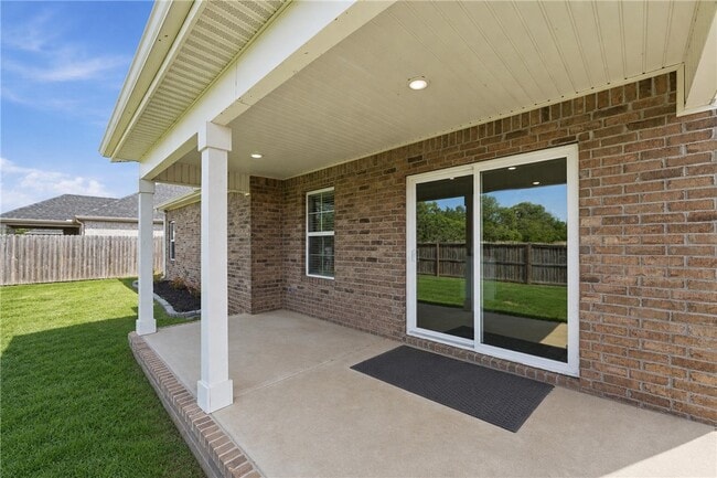 Building Photo - 40 E Loveland Loop
