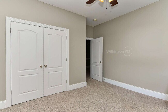 Building Photo - Charming 3-Bedroom in Arbor Croft with Out...