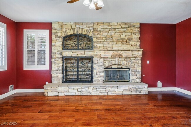 Building Photo - 1813 Country Meadows Dr