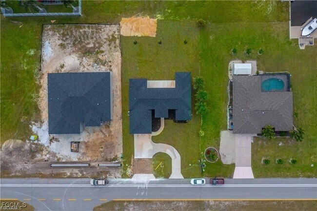 Building Photo - 3820 Embers Pkwy W