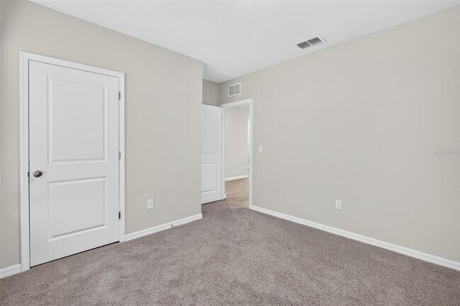 Building Photo - 10924 Rabbit Grv Trl