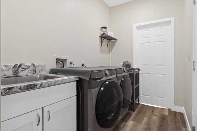 Building Photo - 79575 Camelback Dr