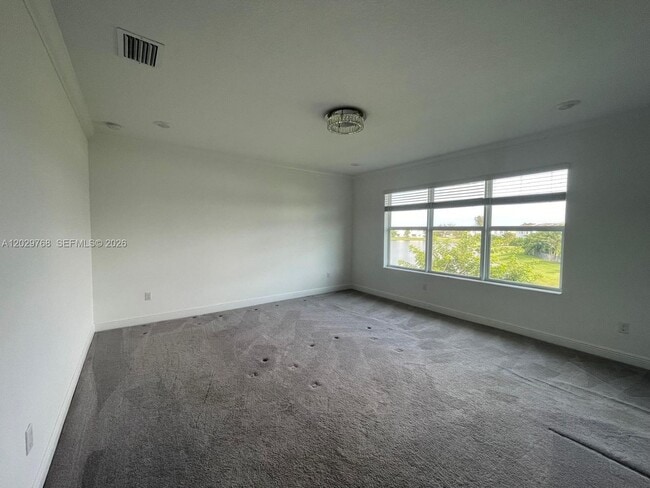 Building Photo - 3990 Pelicano Way