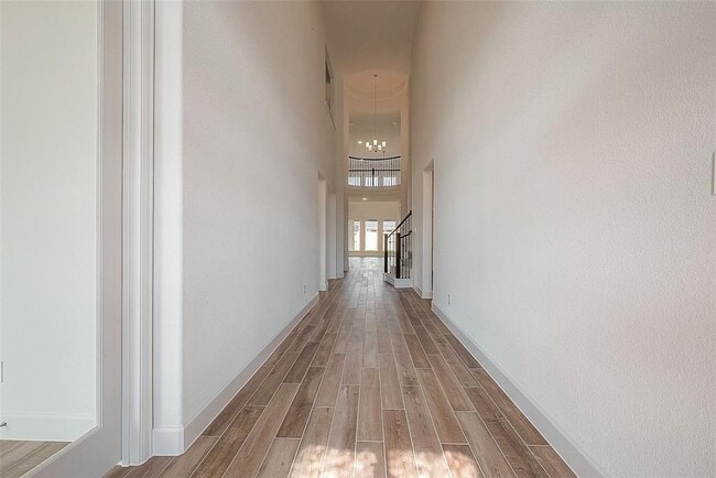 Building Photo - 29803 Breezy Pnes Lp