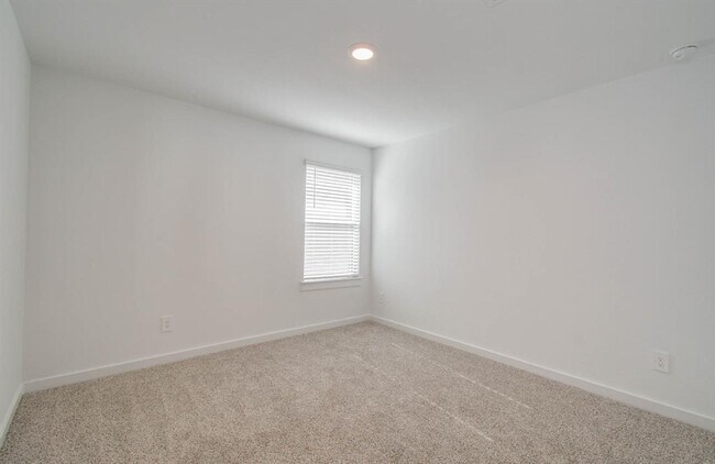 Building Photo - 1010 Desert Willow Dr