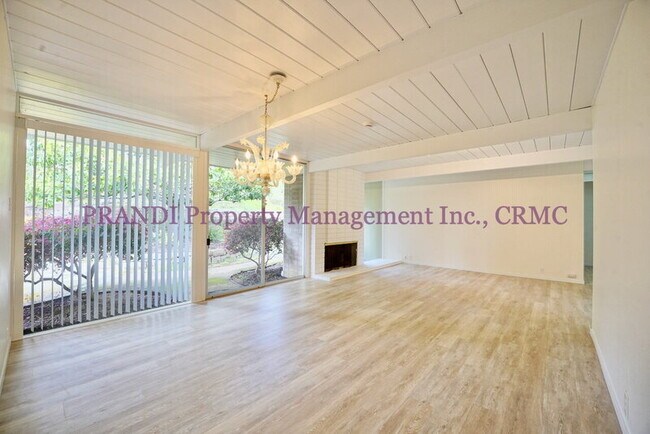 Building Photo - 1309 Idylberry Rd