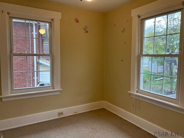 Building Photo - 800-802 Vickroy Ave