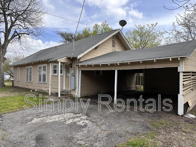 Building Photo - Monroe St 2501