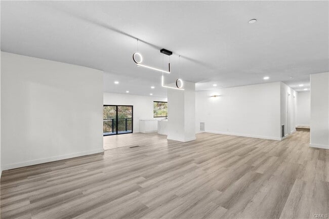 Building Photo - 106 Buckskin Rd