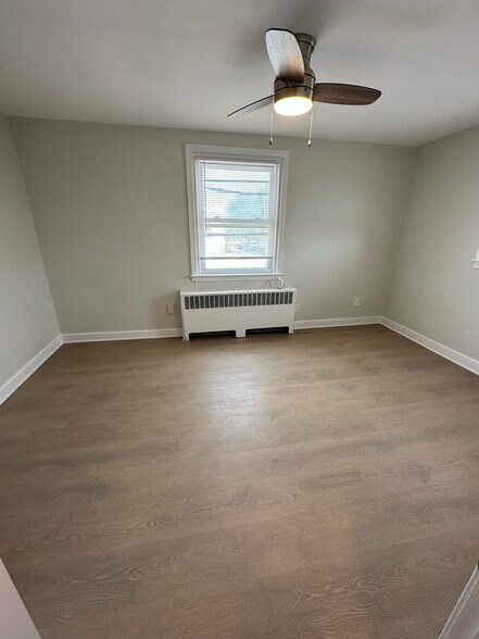 Building Photo - 3301 Indian Queen Ln