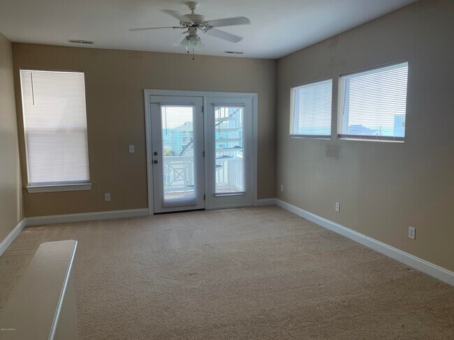 Building Photo - 1414 Bowfin Ln