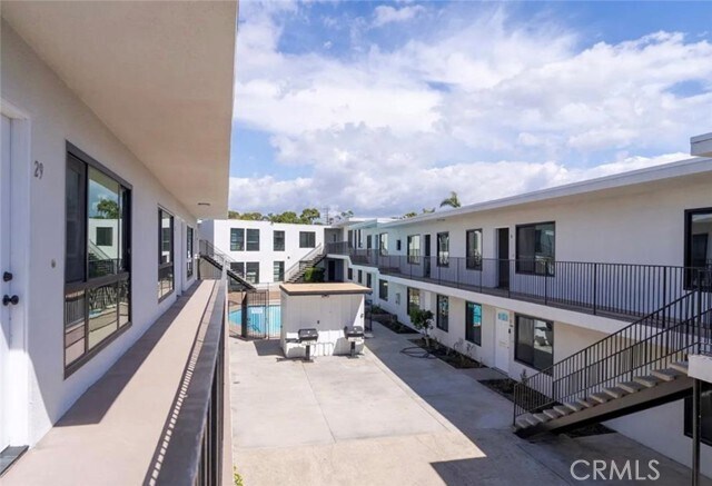 Building Photo - 6679 Linda Vista Rd