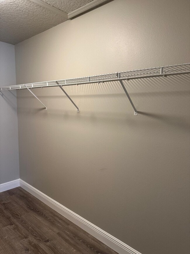 Building Photo - 790 Gillen Ave NW