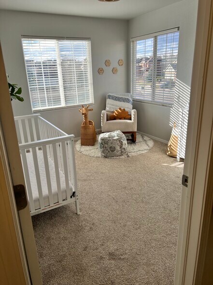 Building Photo - 6683 Silverwind Cir