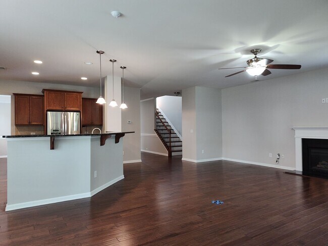 Building Photo - Beautiful home located in the Ardrey Woods community!