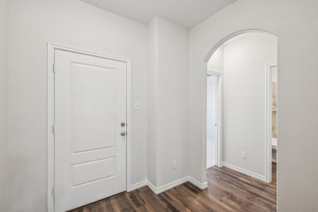Building Photo - 609 Bassett Hall Rd