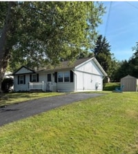 Building Photo - 125 Christopher Dr