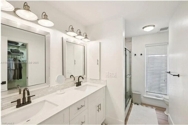 Building Photo - 444 N Barfield Dr