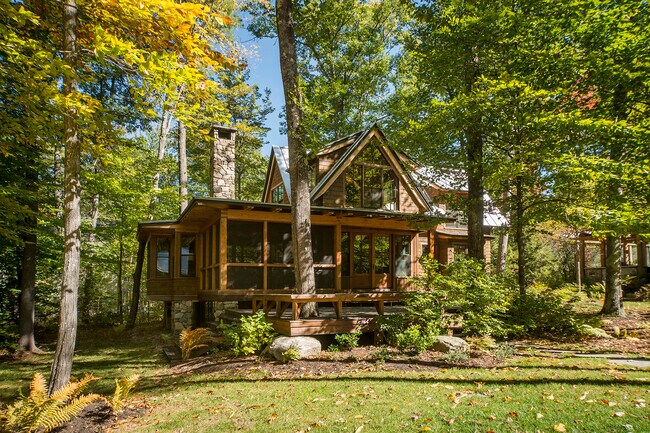 Building Photo - 131 Fish Hook Rd