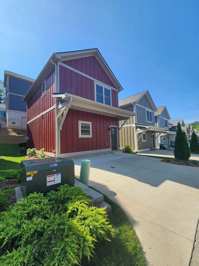 RENT SPECIAL!!!!! Weaverville Rental - RENT SPECIAL!!!!!  Weaverville Rental