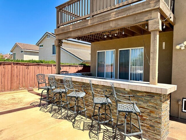 Building Photo - 1508 Robles Dr