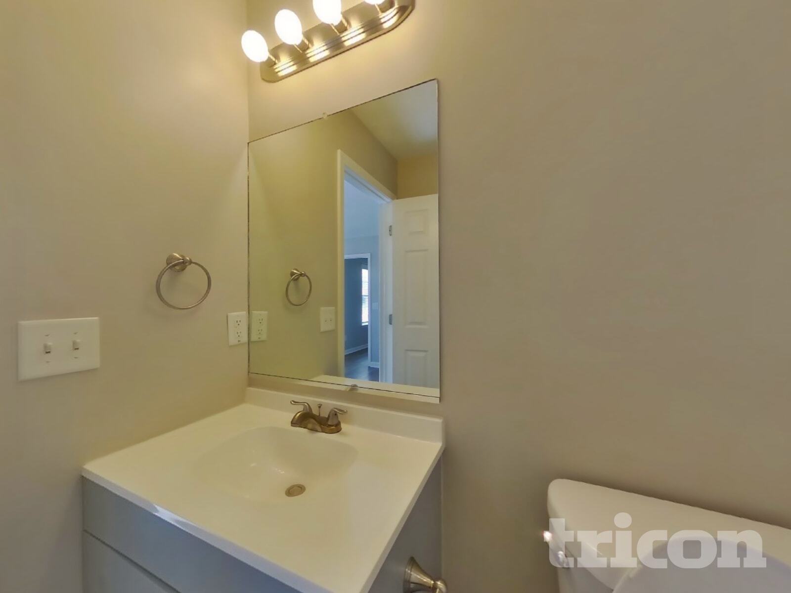 Building Photo - 1612 Robert Rd