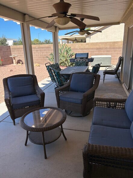 Building Photo - 4207 Oak Bay Way